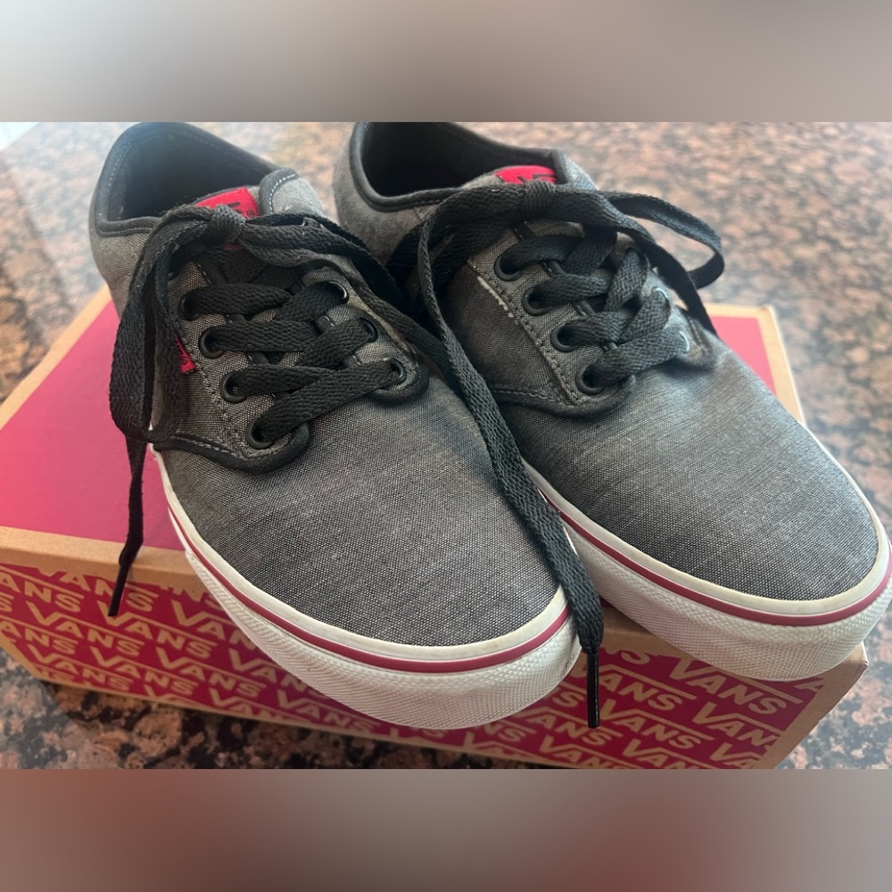 Vans Men's Gray and Red Canvas Sneakers
